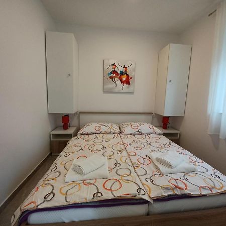 Apartments Leon 1 Novigrad Istria Eksteriør bilde